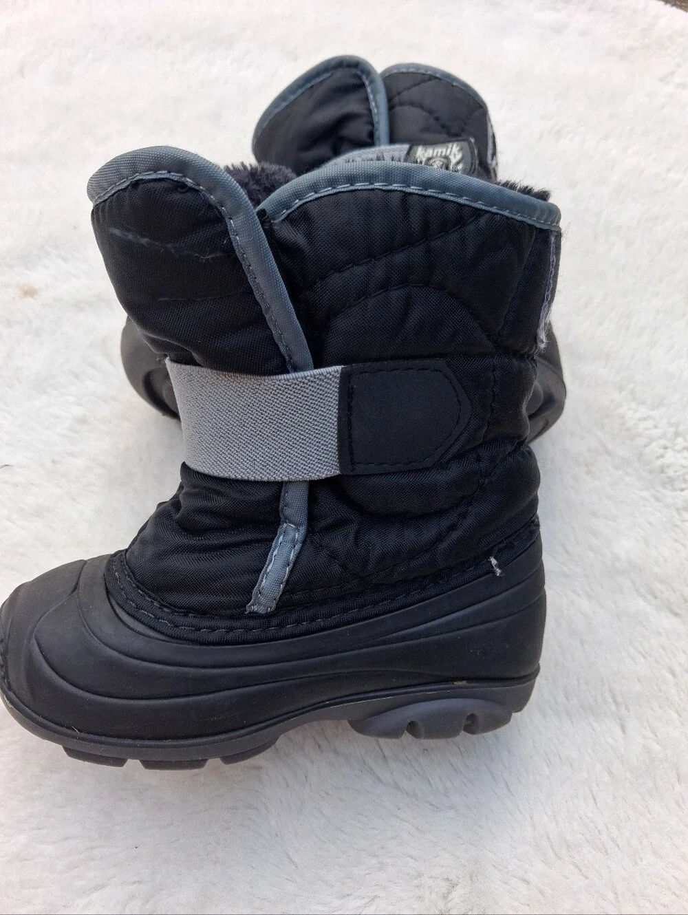 Kamik Black and Gray Kids Snow Boots with Hook-and-Loop Strap Size 7 Toddler